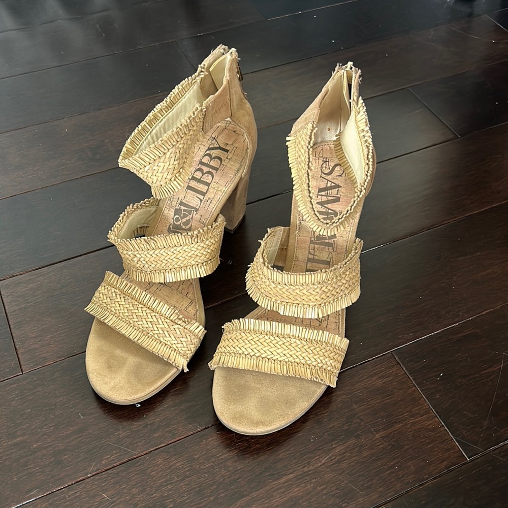 Sam & Libby Straw heels. Size 8